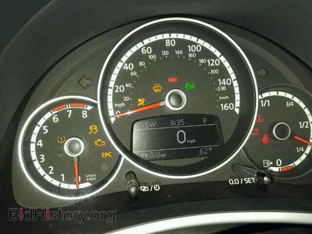 2014 VOLKSWAGEN BEETLE - VIN: 3VWVS7AT4EM663347 - Фото 8
