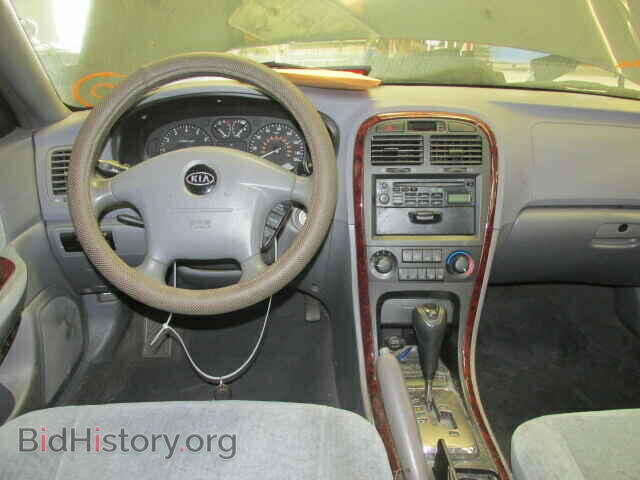 2005 KIA OPTIMA - VIN: KNAGD128455391155 - Фото 9