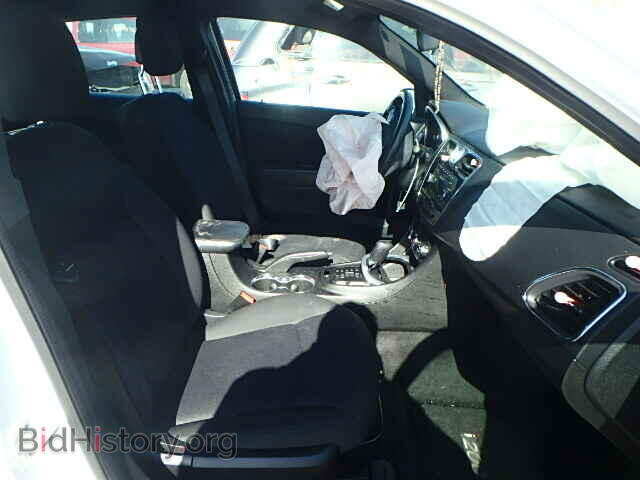 2013 CHRYSLER 200 - VIN: 1C3CCBAB0DN734036 - Photo 5