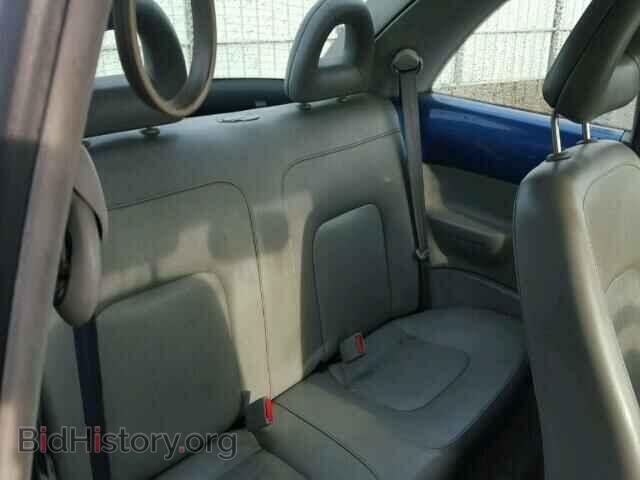 2000 VOLKSWAGEN BEETLE - VIN: 3VWCF21C2YM470827 - Фото 6