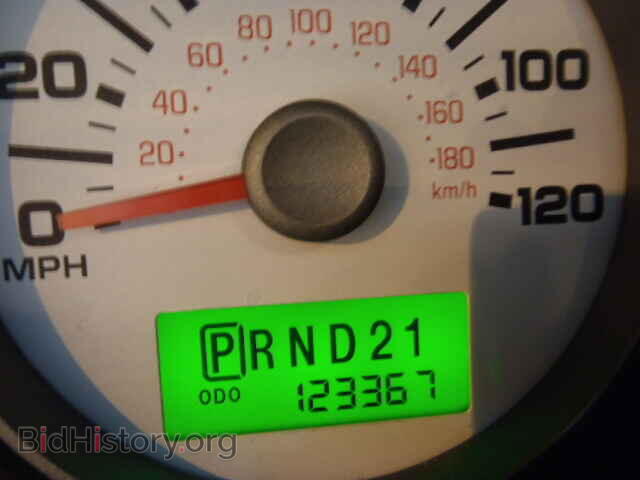 2007 FORD ESCAPE - VIN: 1FMCU03157KB08579 - Фото 8