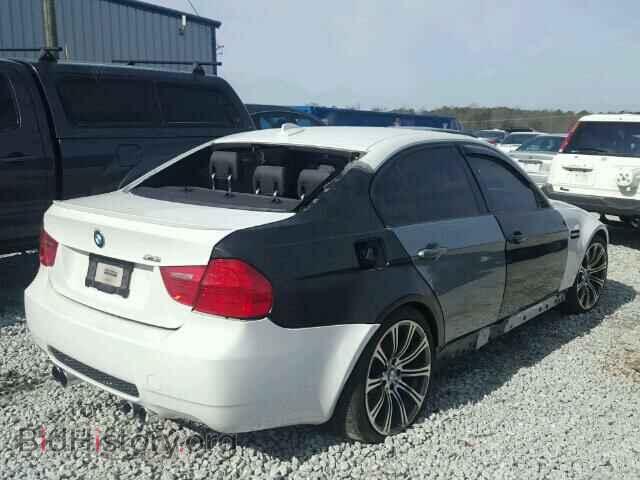 2011 BMW M3 - VIN: WBSPM9C56BE203262 - Фото 4