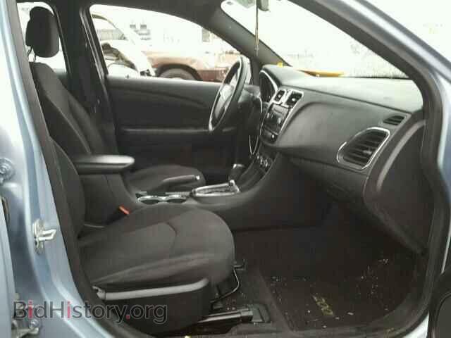 2013 CHRYSLER 200 - VIN: 1C3CCBAB4DN764379 - Фото 5