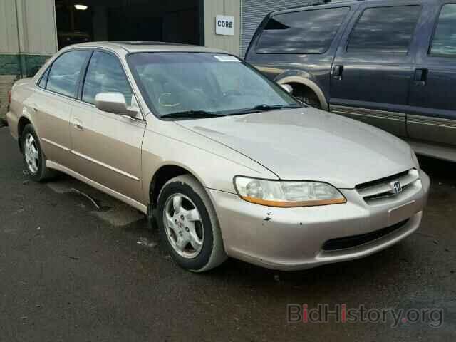 Photo 1HGCG5658YA154584 - HONDA ACCORD 2000