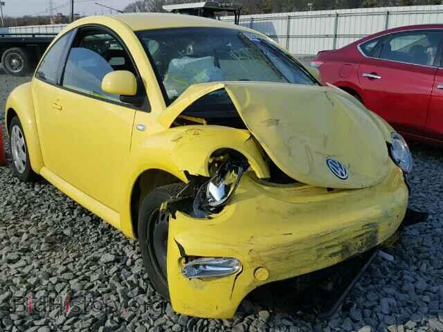 Photo 3VWBC21C2YM418196 - VOLKSWAGEN BEETLE 2000
