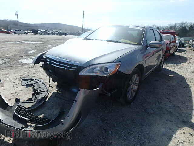 2013 CHRYSLER 200 - VIN: 1C3CCBBB8DN763525 - Фото 2