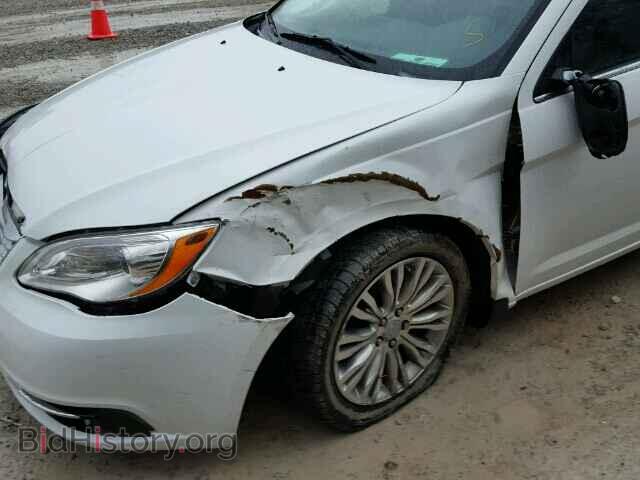 2012 CHRYSLER 200 - VIN: 1C3CCBCB7CN330100 - Фото 10