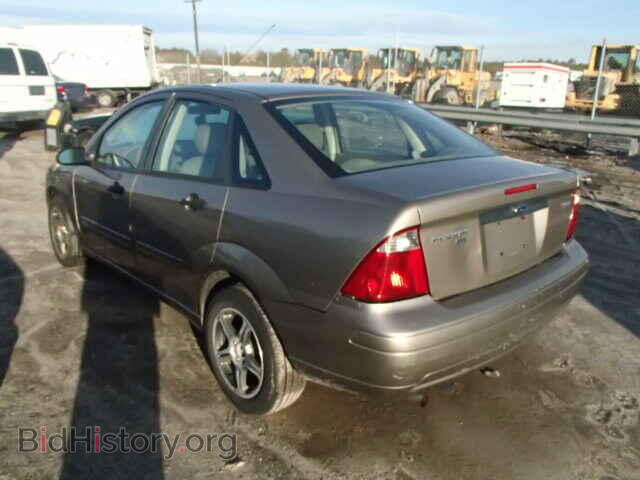 2005 FORD FOCUS - VIN: 1FAFP34N35W243292 - Фото 3