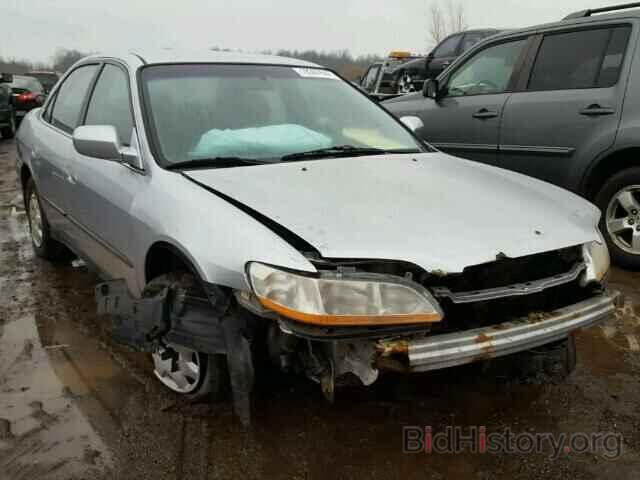 Photo 1HGCG5644YA106202 - HONDA ACCORD 2000