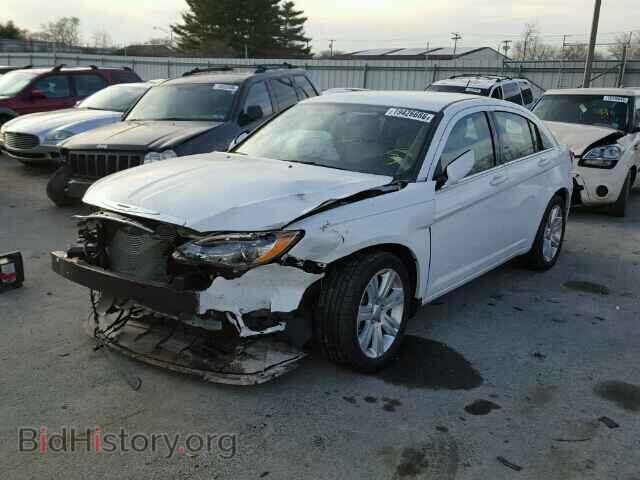 2012 CHRYSLER 200 - VIN: 1C3CCBBG1CN108875 - Фото 2
