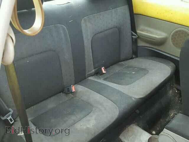 2000 VOLKSWAGEN BEETLE - VIN: 3VWCA21C8YM445851 - Фото 6