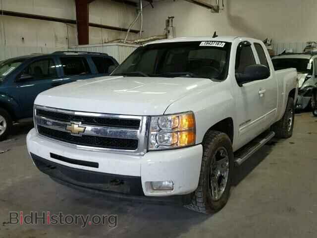 2010 CHEVROLET SILVERADO - VIN: 1GCSKTE35AZ254775 - Фото 2