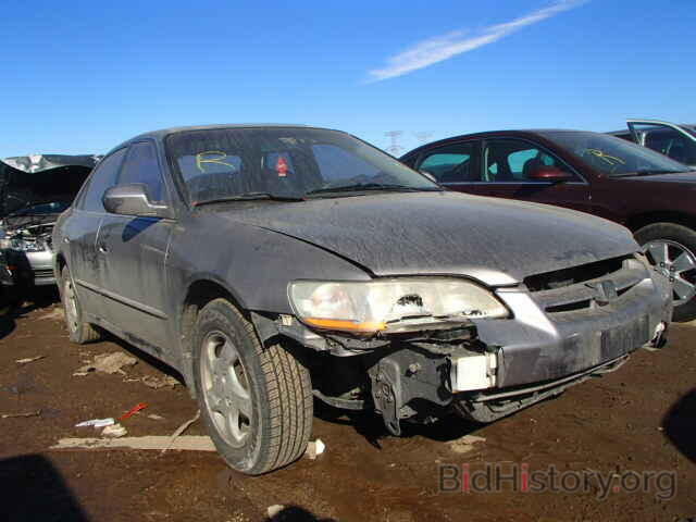 Photo 1HGCG5657YA142104 - HONDA ACCORD 2000