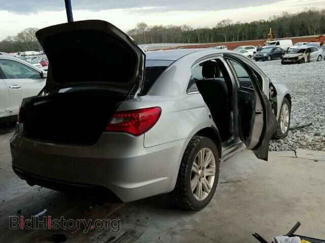 2012 CHRYSLER 200 - VIN: 1C3CCBBG9CN180472 - Фото 4