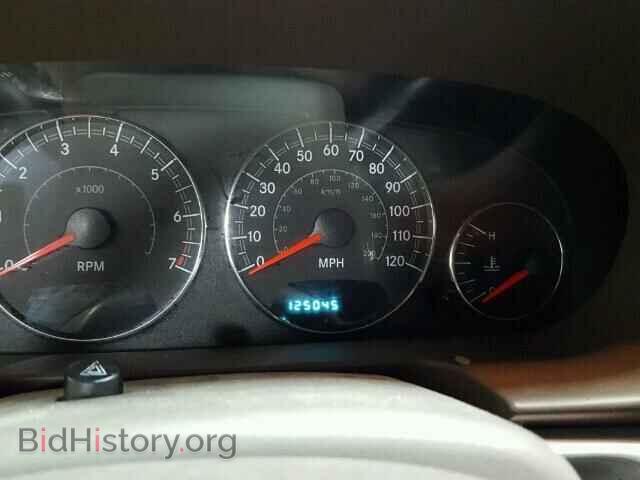 2005 CHRYSLER SEBRING - VIN: 1C3EL55R75N553311 - Фото 8