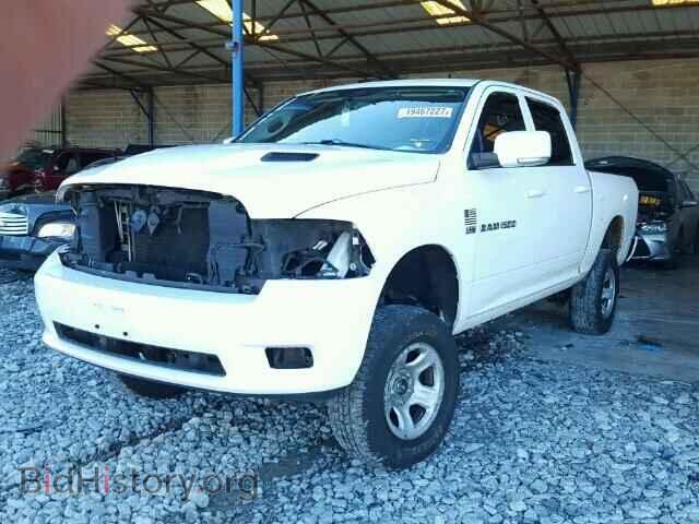 2011 DODGE RAM 1500 - VIN: 1D7RV1CT0BS517784 - Фото 2
