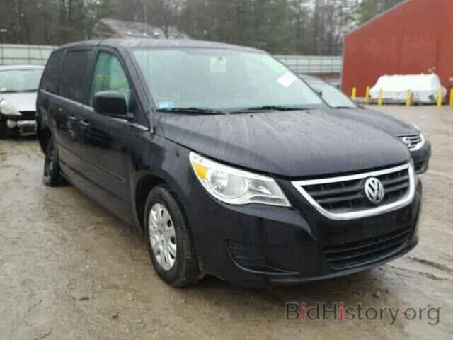 Photo 2V4RW4DG3BR691107 - VOLKSWAGEN ROUTAN 2011