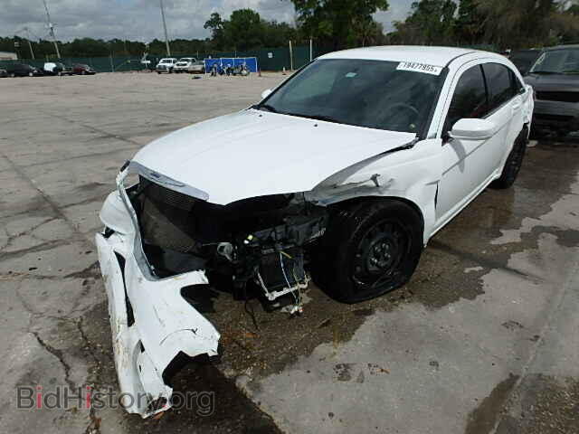 2012 CHRYSLER 200 - VIN: 1C3CCBAB4CN105572 - Photo 2