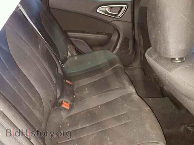 2016 CHRYSLER 200 - VIN: 1C3CCCAB8GN101942 - Photo 6