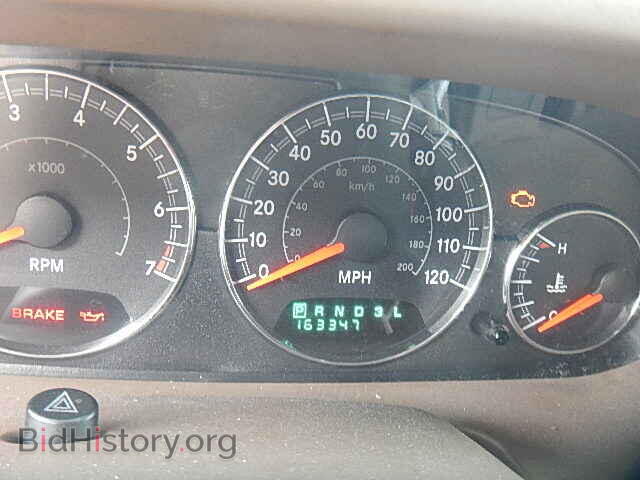 2004 CHRYSLER SEBRING - VIN: 1C3EL45X84N142040 - Фото 8