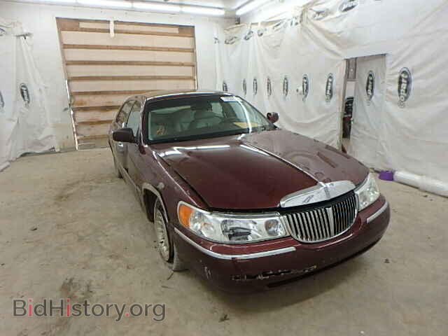 Photo 1LNHM81W2YY793707 - LINCOLN TOWNCAR 2000
