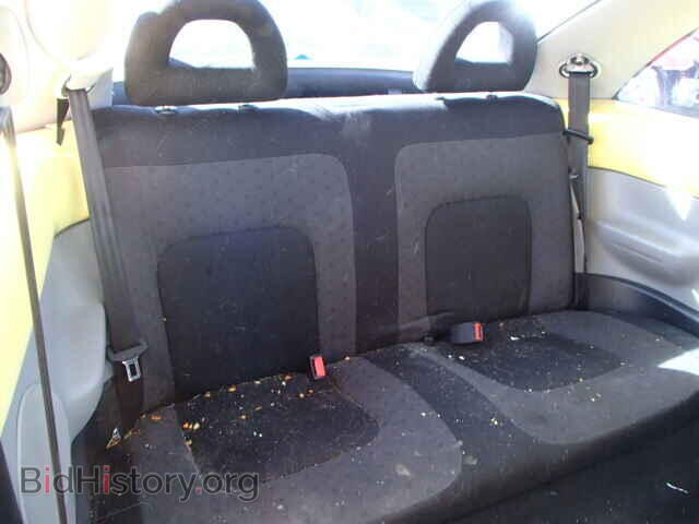 2000 VOLKSWAGEN BEETLE - VIN: 3VWCF21C9YM465009 - Photo 6