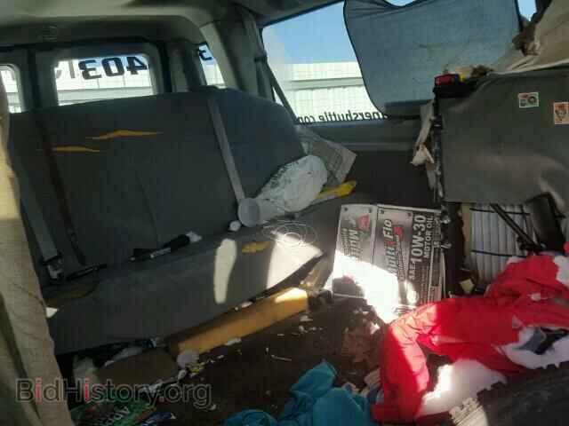 2010 FORD ECONOLINE - VIN: 1FBSS3BL7ADA81556 - Фото 6