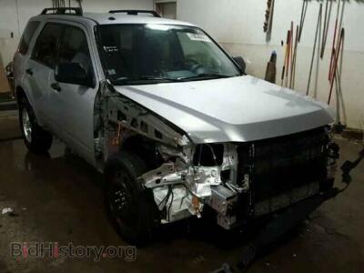 2011 Ford ESCAPE Escape XLT, серебристый — VIN 1FMCU9D73BKA92348, Copart