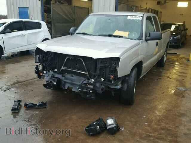 2005 CHEVROLET SILVERADO - VIN: 2GCEC19V951206477 - Photo 2