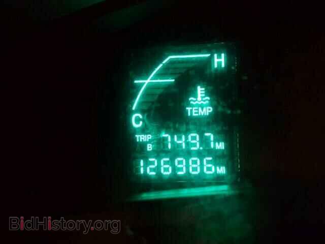 2000 CADILLAC DEVILLE - VIN: 1G6KD54Y2YU278528 - Фото 8