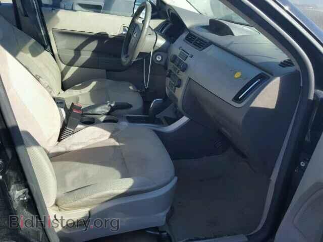 2009 FORD FOCUS - VIN: 1FAHP36N19W150136 - Photo 5