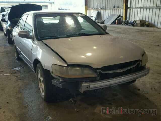 Photo 1HGCG5547YA062570 - HONDA ACCORD 2000