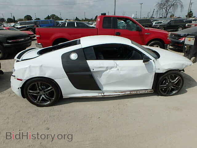 2011 AUDI R8 - VIN: WUAGNAFG4BN001011 - Фото 10