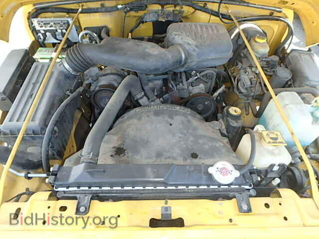 2000 JEEP WRANGLER - VIN: 1J4FA29PXYP780461 - Фото 7