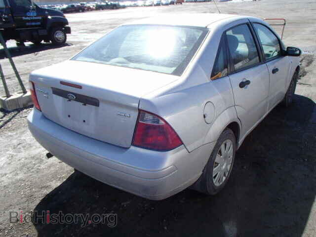 2005 FORD FOCUS - VIN: 1FAFP34N55W112915 - Фото 4