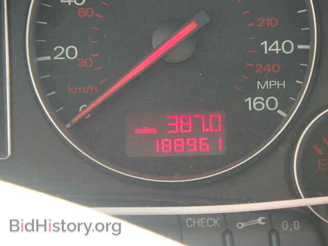 2002 AUDI A4 - VIN: WAUJC68E92A298752 - Фото 7