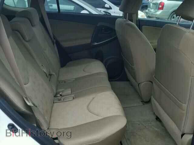 2011 TOYOTA RAV4 - VIN: JTMBF4DV4BD040937 - Photo 6