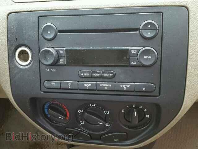 2005 FORD FOCUS - VIN: 1FAHP34N35W292145 - Фото 9