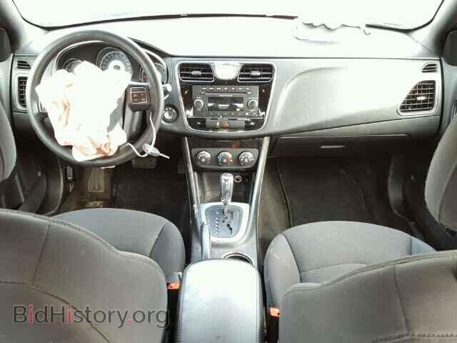 2012 CHRYSLER 200 - VIN: 1C3CCBAB1CN320102 - Фото 9