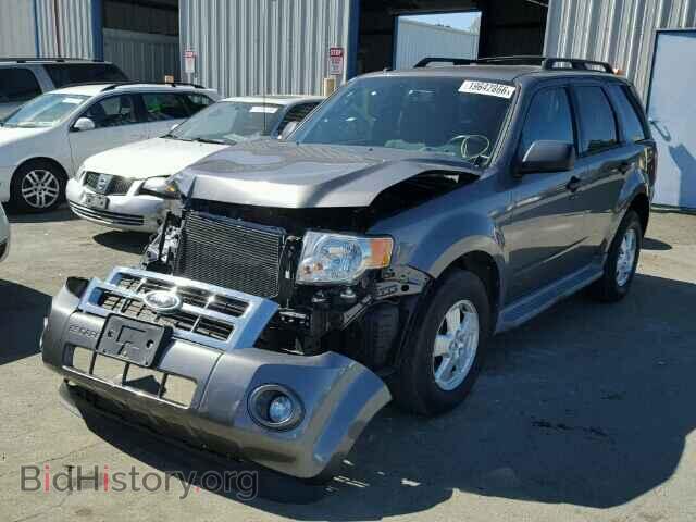 2011 FORD ESCAPE - VIN: 1FMCU0D71BKA14856 - Photo 2