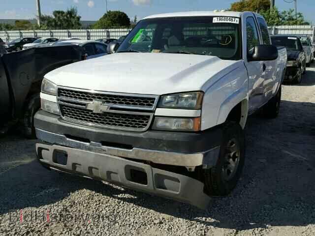 2005 CHEVROLET SILVERADO - VIN: 1GCHK29U65E300649 - Фото 2