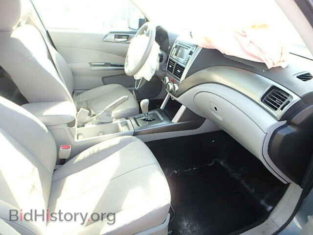 2011 SUBARU FORESTER - VIN: JF2SHAEC2BH778400 - Фото 5
