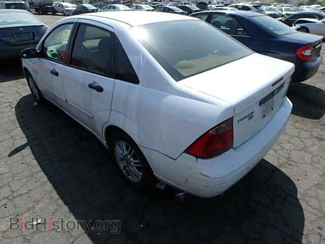 2005 FORD FOCUS - VIN: 1FAFP34NX5W257707 - Фото 3