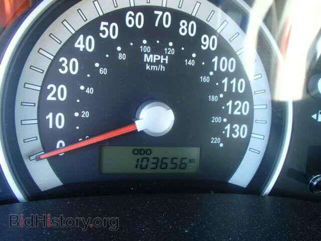 2007 HYUNDAI ENTOURAGE - VIN: KNDMC233676030203 - Фото 8