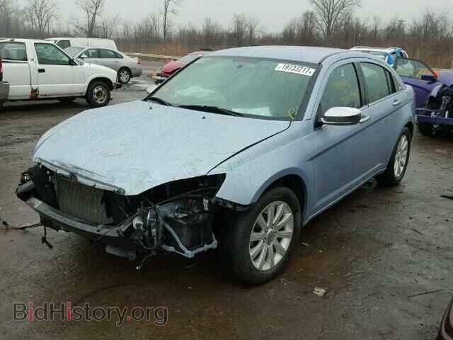 2013 CHRYSLER 200 - VIN: 1C3CCBCG6DN570851 - Фото 2