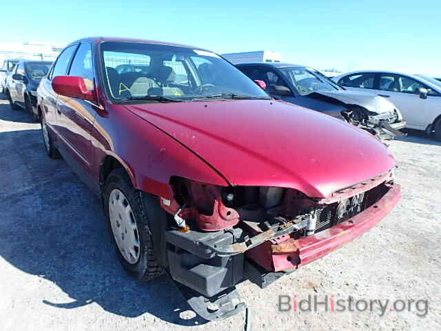 Photo 1HGCG56401A815179 - HONDA ACCORD 2001