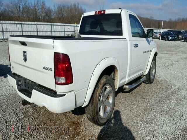 2012 DODGE RAM 1500 - VIN: 3C6JD7ATXCG169508 - Фото 4
