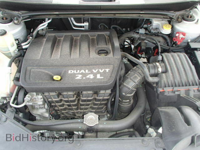 2011 CHRYSLER 200 - VIN: 1C3BC1FB4BN556014 - Фото 7