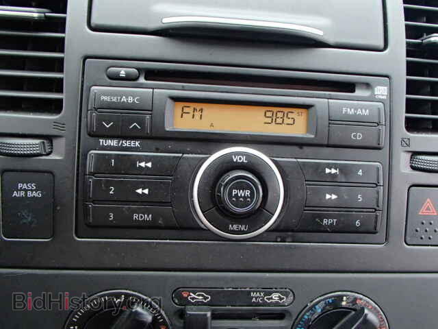 2009 NISSAN VERSA - VIN: 3N1BC13E39L472225 - Фото 9