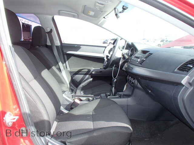 2011 MITSUBISHI LANCER - VIN: JA32U2FU5BU038420 - Фото 5